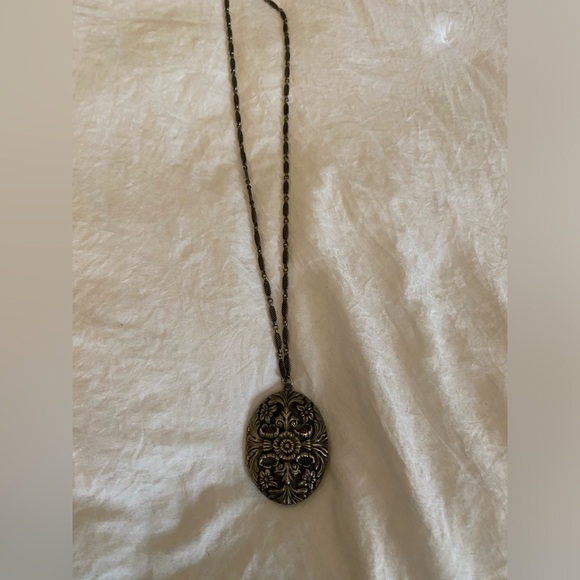 Vintage locket for pictures - Picture 7 of 7